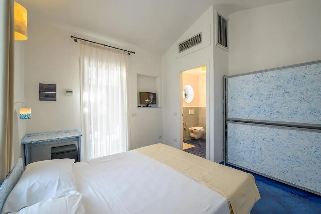 Le poste di Simplicio Bed and Breakfast Campese  Italia